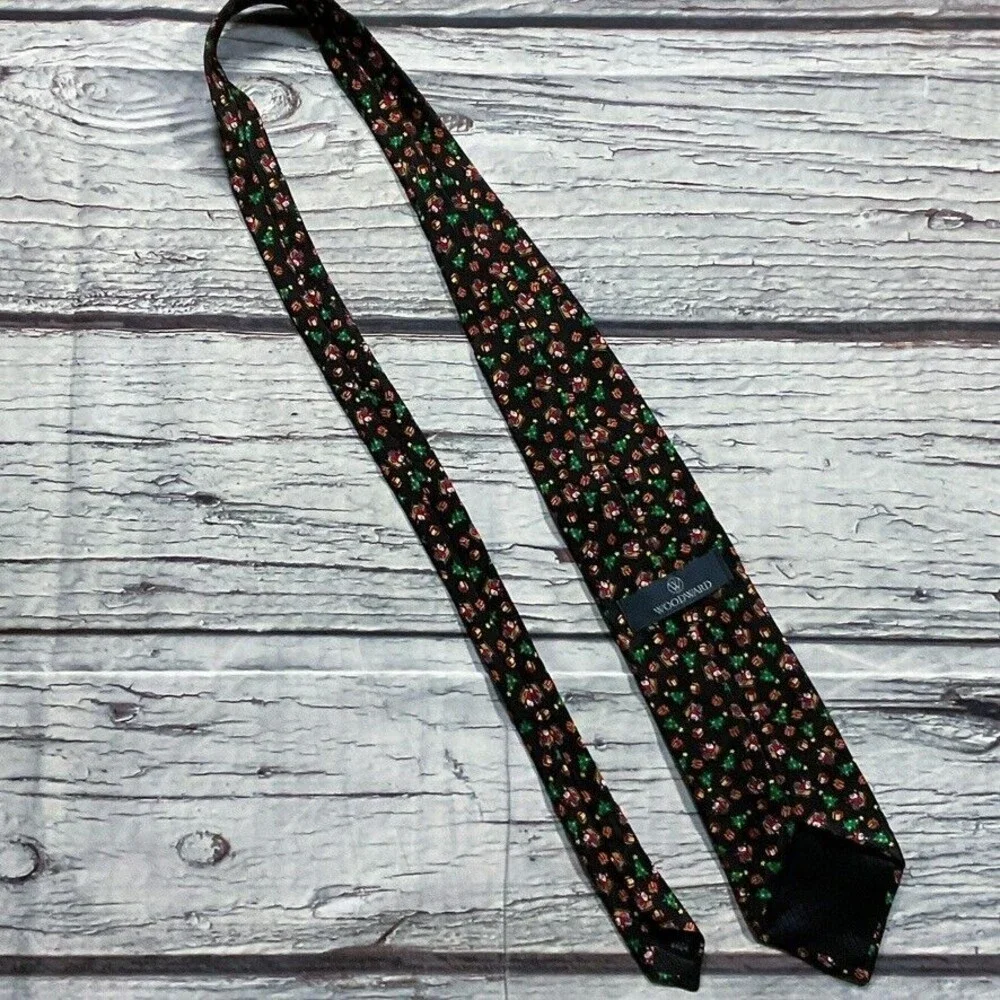 Woodward Mens Necktie Festive Holiday Christmas Classic Length Tie 100% Silk